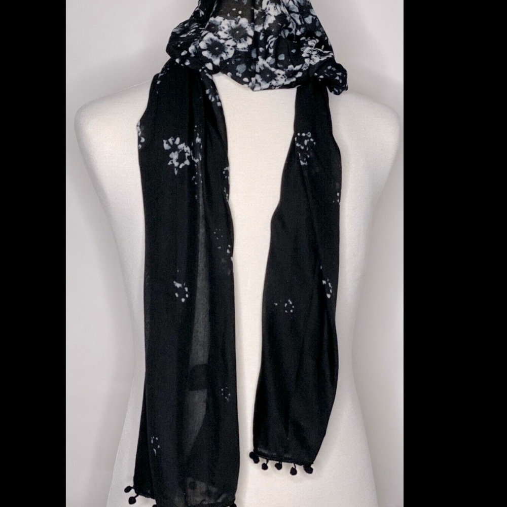 Avon NWOT Scarf Black & White Floral with Pom Pom